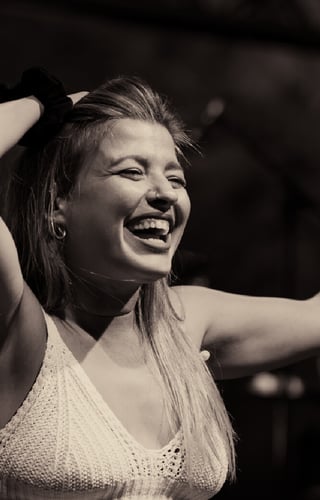 Cover image for IOULIA KARAPATAKI comes to AMSTERDAM